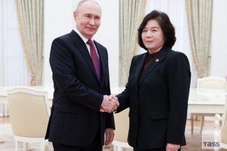 „Recunoştinţă” şi „înţelegere reciprocă”: Vladimir Putin s-a întâlnit cu ministrul de externe al Coreei de Nord – VIDEO