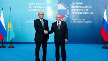 ”Toate astea trebuie să se oprească”, îi spune preşedintele kazah Qasym-Jomart Toqaev, la Omsk, la un summit al cooperării ruso-kazahe, lui Vladimir Putin. El cere o ”îngheţare” a conflictului şi spune că originile războiului sunt ”greu de înţeles”