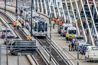 Cincisprezece răniţi la Rotterdam, într-o coliziune între două tramvaie pe Podul Erasmus