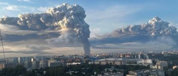 Incendiu la un depozit Wildberries la Sankt Petersburg, în uram unui atac important cu drone. Zelenski acuză întreprinderea de faptul că depozitează şi expediază componente vizate de sancţiuni destinate fabricării de material militar.
