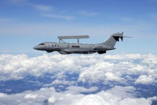 NATO anunţă contracte de armament în valoare de miliarde pentru a-i demonstra lui Trump puterea de foc. România participă la achiziţia comună a unor aeronave Saab GlobalEye, care vor constitui noul Sistem Aerian de Avertizare şi Control al NATO