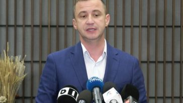 Alfred Simonis, după ce viceprimarul Paula Romocean a pierdut procesul cu ANI: Textul de lege în baza căruia a fost constatată incompatibilitatea nu a fost introdus de PSD, ci prin OUG, semnată în noiembrie 2016 de Vlad Voiculescu, ministru al Sănătăţii