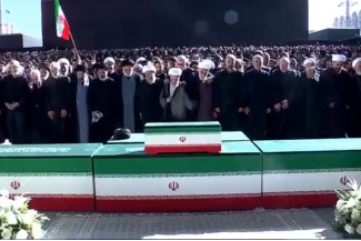 Rezistenţă şi răzbunare – Iranul a dorit să transmită un mesaj prin ceremonia de adio dedicată lui Khamenei