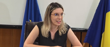 Ministrul interimar al Mediului, Diana Buzoianu, vizită pe litoral: 23 de terase au fost descoperite că încalcă legislaţia plajelor. În anii anteriori, erau undeva la peste 100 de terase, în plin sezon, suntem pe un traseu corect