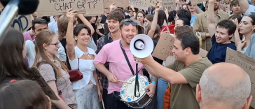 Protestele continuă pentru a cincea zi consecutiv la Kiev şi în alte oraşe din Ucraina