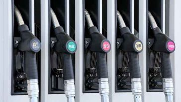 Preţul benzinei explodează în Sevastopol: creştere de 30% într-o săptămână, pe fondul crizei de carburanţi din Crimeea