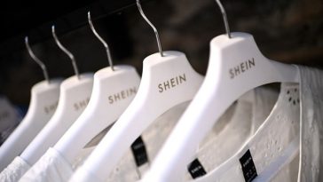 China autorizează o cerere de cotare la Bursa din Hong Kong a gigantului modei Shein