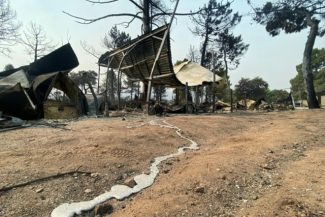Zi decisivă şi ”ore grele” în vederea controlării incendiilor din apropiere de Madrid. În Portugalia vecină, mai multe incendii au izbucnit în regiunile Santarem, în centru, Guarda, Braga şi Bragança, în nord