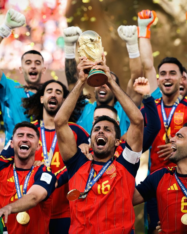 Presa spaniolă după triumful de la Cupa Mondială: “Regii tuturor timpurilor!”, “Spania face cinste fotbalului” / Statistici impresionante prezentate de As