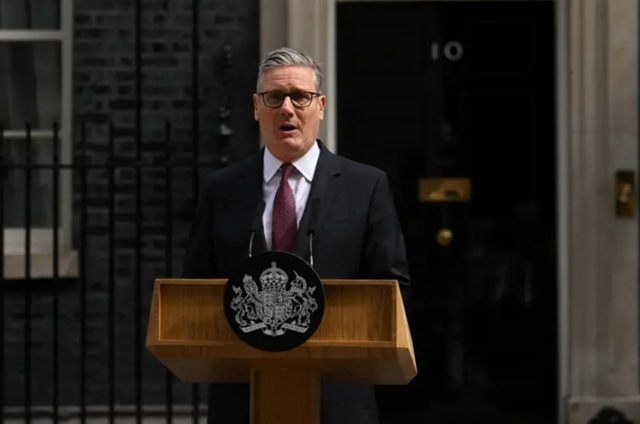 Cupa Mondială: Keir Starmer va permite ca puburile să rămână deschise până la ora 5 dimineaţa pentru meciul Mexic – Anglia