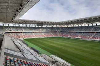 Legea care modifică regulile de acces pe stadioane intră în vigoare. Consumul de bere şi spectacolele pirotehnice, permise. Obligaţii privind asigurarea accesului persoanelor cu nevoi speciale/ Iniţiator: Legea spune adio abuzurilor pe arene
