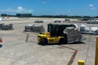 SUA trimit un avion cu ajutor umanitar în Cuba, o primă etapă a unui angajament de 100 mil. $