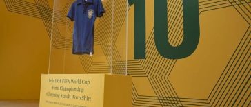 Tricoul lui Pelé de la finala Cupei Mondiale din 1958 s-a vândut cu 4,9 milioane de dolari