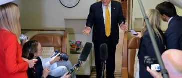 SUA anunţă că vor limita durata sejurului studenţilor şi jurnaliştilor străini, la patru ani şi, respectiv, opt luni, cu reînnoire. Jurnaliştii chinezi vor avea vize de 90 de zile. RSF cere Congresului să blocheze decizia Departamentului Securităţii Inter
