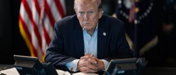 Trump urmează să se adreseze naţiunii joi seara. Potrivit unor surse, ar putea dezvălui informaţii secrete despre o presupusă interferenţă chineză în alegerile americane