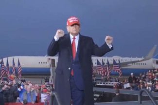 Donald Trump i-a adus un omagiu lui Victor Willis, liderul formaţiei Village People: „A fost un tip formidabil”