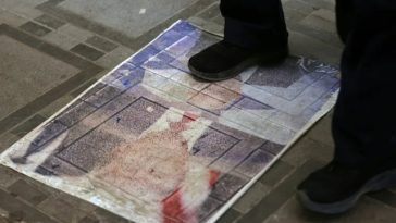 Pakistanul anunţă negocieri între Washington şi Teheran. Arabia Saudită anunţă înfiinţarea unei coaliţii de 15 ţări, cu scopul de securiza navigaţia la Marea Roşie