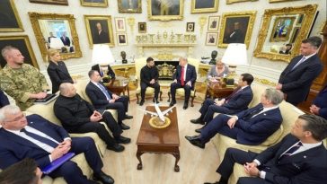 Zelenski a discutat cu Trump, în Biroul Oval, într-o întâlnire de aproape o oră, despre producţia de rachete Patriot de către Ucraina