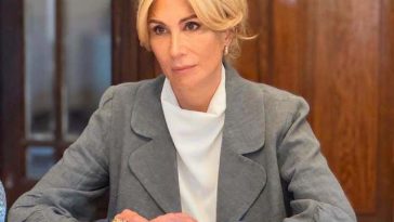 Raluca Turcan: În loc să contribuie la corectarea unui proiect pe care propriul partid l-a tergiversat ani la rând, PSD preferă să îl saboteze politic. Sorin Grindeanu îşi dă, zi de zi, examenul neputinţei ca lider politic