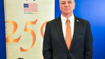 Ambasadorul SUA la Bucureşti, editorial la 250 de ani de la fondarea SUA: Naţiunile noastre sunt profund ancorate în valorile fundamentale ale civilizaţiei occidentale – credinţa, familia şi munca asiduă – principiile promovate de fondatorii Americii