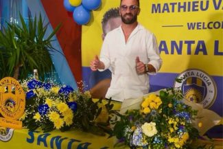 Retragerea mai poate aştepta. La 41 de ani,  Mathieu Valbuena a semnat cu o echipa din a doua ligă malteză