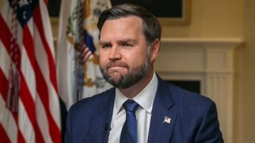 CNN: Trump a luat în calcul escaladarea conflictului din Iran, dar JD Vance şi generalul Dan Caine şi-au exprimat îngrijorarea