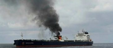 Armata britanică anunţă că o navă comercială a fost atacată în Marea Roşie