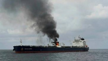 Armata britanică anunţă că o navă comercială a fost atacată în Marea Roşie