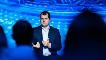 Ilie Bolojan îl primeşte, joi, la Palatul Victoria, pe omologul său din Republica Moldova, Vasile Tofan , aflat în prima vizită oficială în România, de la preluarea mandatului