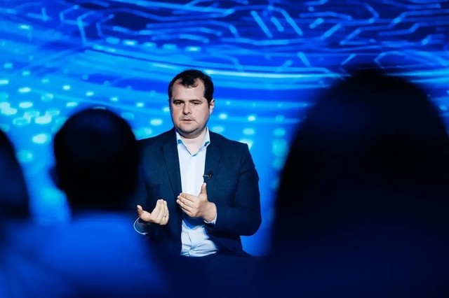 Ilie Bolojan îl primeşte, joi, la Palatul Victoria, pe omologul său din Republica Moldova, Vasile Tofan , aflat în prima vizită oficială în România, de la preluarea mandatului