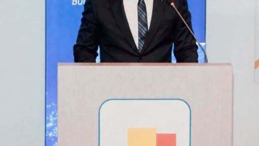Şah: Vlad Ardeleanu, ales prim-vicepreşedinte al federaţiei europene / Nadia Comăneci şi Mihai Covaliu, invitaţi de onoare la deschiderea Adunării Generale