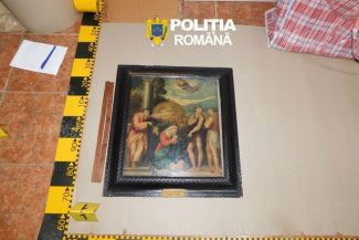 Poliţia Română anunţă că zece picturi de peste 90.000 de euro, furate din Italia, au fost recuperate în Constanţa şi predate autorităţilor italiene/ Patru români, cercetaţi pentru furt calificat şi import ilegal de bunuri culturale pe teritoriul României