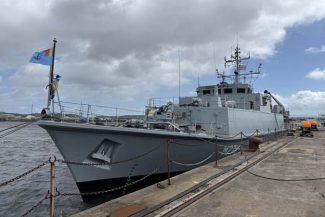 Un vânător de mine al Forţelor Navale Române se va integra într-o grupare din care vor face parte nave similiare din Bulgaria şi Turcia / Misiunea acestora este de menţinere a siguranţei traficului maritim în Marea Neagră