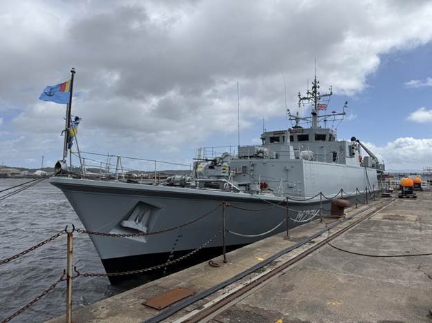 Un vânător de mine al Forţelor Navale Române se va integra într-o grupare din care vor face parte nave similiare din Bulgaria şi Turcia / Misiunea acestora este de menţinere a siguranţei traficului maritim în Marea Neagră