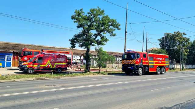 Incendiu la un automotor în Gara Timişoara Nord