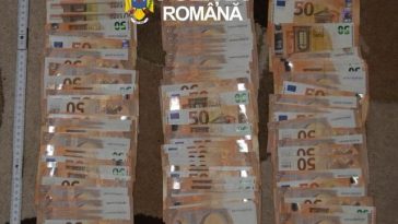 Percheziţii în Vâlcea şi Timiş, într-un caz de spălare a banilor/ Trei bărbaţi sunt acuzaţi că au transferat prin conturi bancare deschise în România şi Germania 1,5 milioane de lei, bani proveniţi din înşelăciuni comise în străinătate