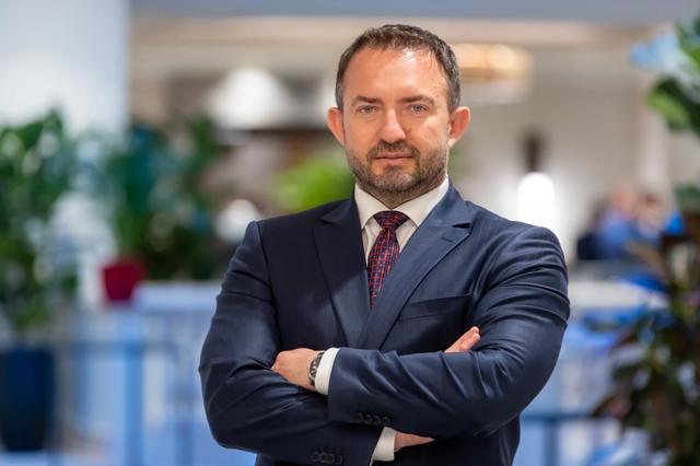 Bogdan Costaş: Bugetul TAROM a fost construit în mod absolut corect / Cifrele nu se ajustează după bunul plac electoral / Refuz ferm de a ceda la presiuni care ar fi adus TAROM la insolvenţă