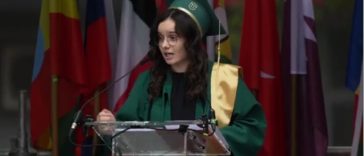 Rectorul UMF Iaşi, după discursul critic al unei absolvente la ceremonia finalului de an: Alegerea acestui moment pentru formularea unor afirmaţii grave, generalizatoare şi neînsoţite de exemple concrete, a modificat caracterul festiv / Ce a reclamat tână