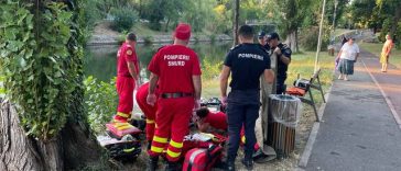 Timişoara: Bărbat scos din apele râului Bega de pompieri şi scafandri / A fost resuscitat, apoi transportat la spital inconştient, dar cu semne vitale