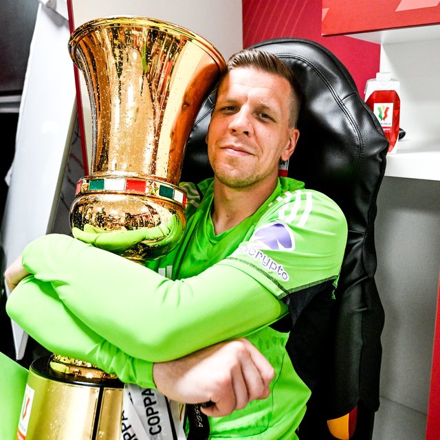 Wojciech Szczesny îşi recunoaşte deschis „dependenţa” de tutun: „Este una dintre slăbiciunile mele, dar o accept”