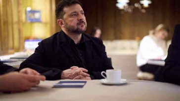 Zelenski anunţă că a purtat discuţii cu emisarii lui Donald Trump pentru a „redinamiza diplomaţia”