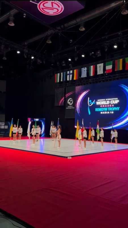 Gimnastică aerobică: România a ocupat primele două locuri la trio în calificările Cupei Mondiale de la Oradea