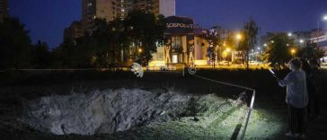 Nouă morți la Kiev într-un nou atac cu rachete balistice rusești