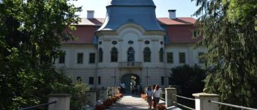 REPORTAJ/Mureș: Cel mai frumos castel baroc din România și-a redeschis porțile după restaurare (GALERIE FOTO)
