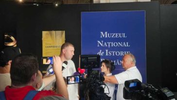 MNIR: Lucian Bute a donat Cupa ‘Cel mai tehnic pugilist’, primită în 1999