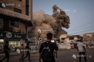 Mai multe atacuri aeriene israeliene asupra Fâșiei Gaza; doi morți și un depozit de spital avariat