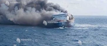 Indonezia: Un incendiu pe un feribot s-a soldat cu cinci morți și 41 de dispăruți