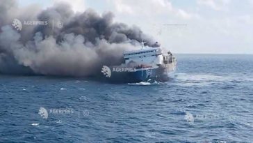 Indonezia: Un incendiu pe un feribot s-a soldat cu cinci morți și 41 de dispăruți