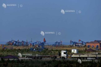Arabia Saudită, Rusia și alți cinci membri ai OPEC+ au decis o nouă majorare a cotelor de producție de petrol
