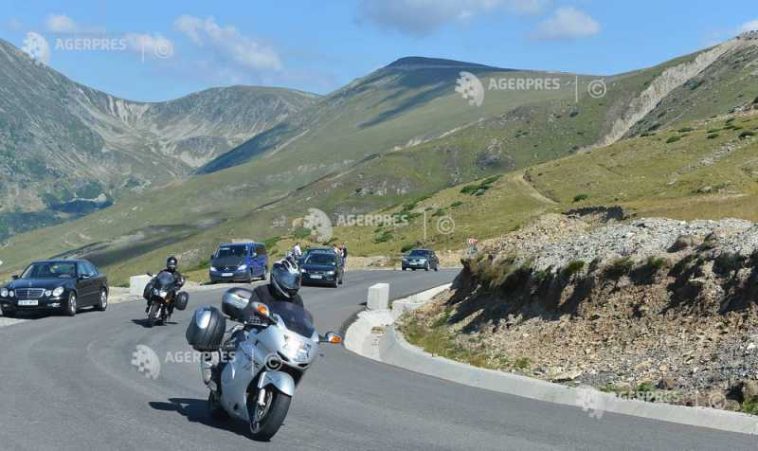 Alba: Accident între două motociclete pe Transalpina, soldat cu doi răniți
